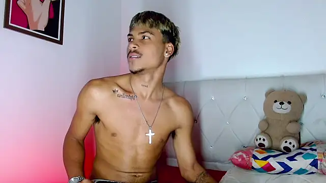 Angel_foxc13 webcam