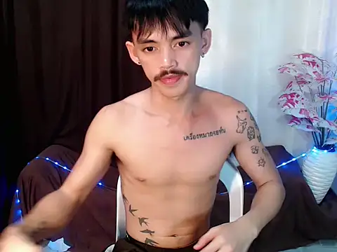 urhunky_boy webcam