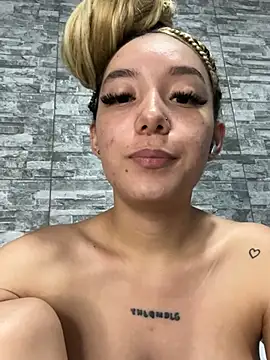 alaia_princess webcam