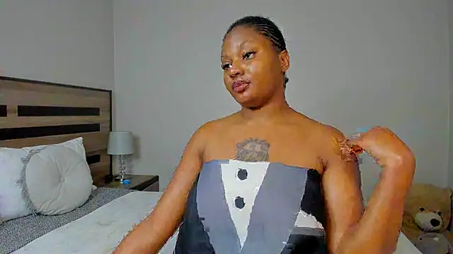 Renee-18 webcam