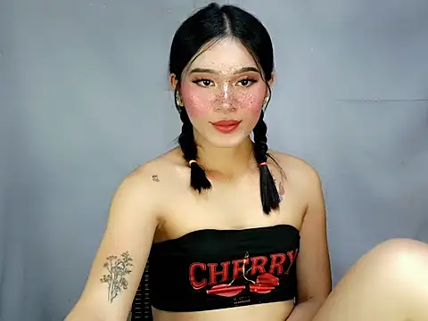 bombely_69 live cam on StripChat