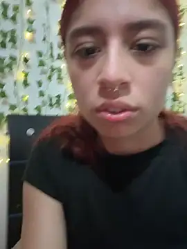 Cherry_Luna1 webcam