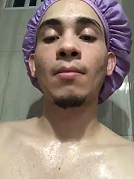 Sexy-white05 live cam on StripChat