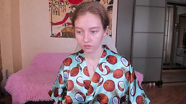 Ksuhesa live cam on StripChat