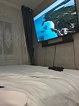 AvaSquirtMilf webcam