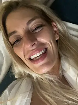 Bellalolahot