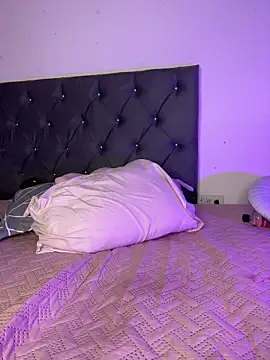 kaia-dark777 webcam