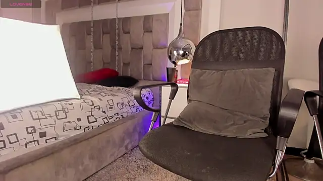 LucasThomson_ webcam