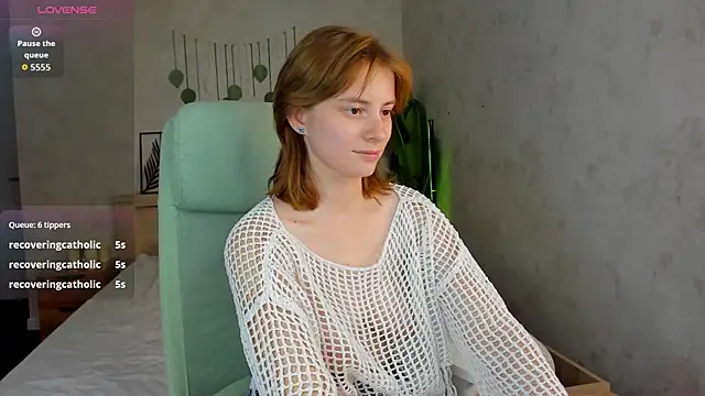 Lilli_Rivera live cam on StripChat