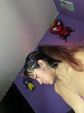 Leyla_collinss_ webcam