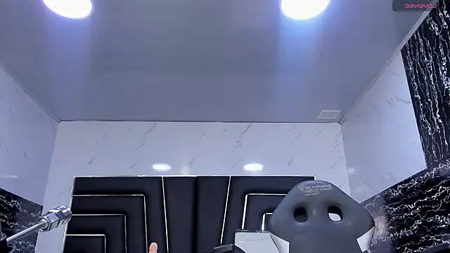 Ladyy_Scarlett webcam