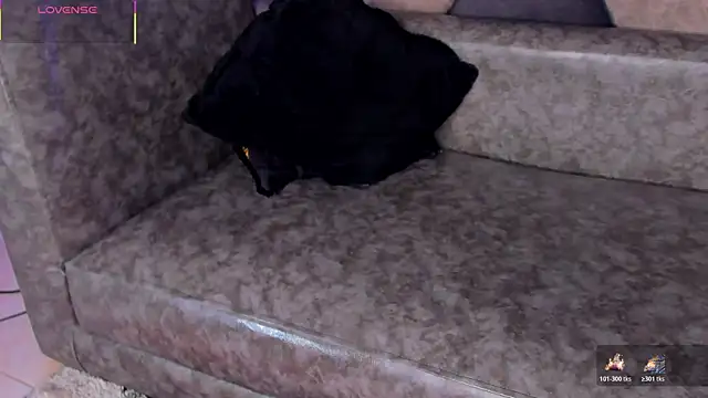 Latrellx7 live cam