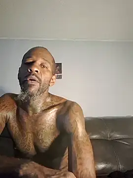 Boozle666 live webcam show