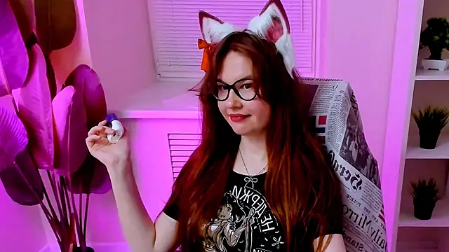 CarolGiggly webcam