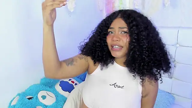 Angel_Belll webcam