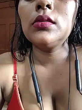Jasmine_Januja live webcam show