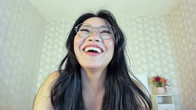 NatsumiHun live webcam show