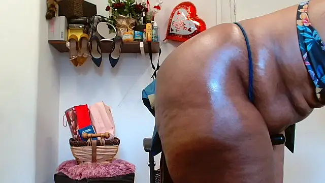 xtallsexybumx (F milf) - PLEASE HELP ME PAY RENT