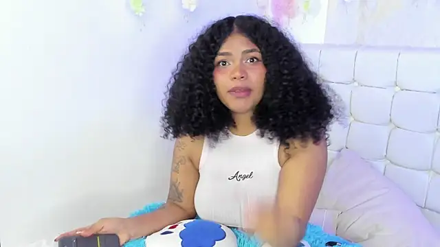 Angel_Belll webcam