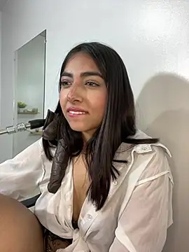 cherry_skinnyy_ webcam