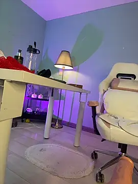 sharon_leone26