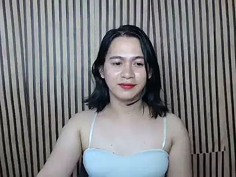 ur_asianpretty webcam