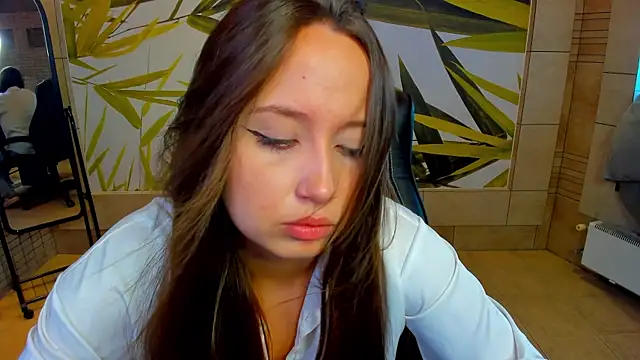 Carolina-sky live cam on StripChat