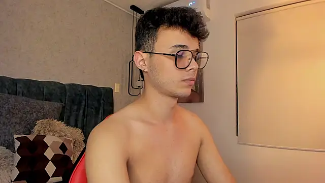 Alhan_Twink webcam