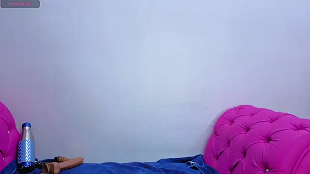 Sofia-Horny- webcam