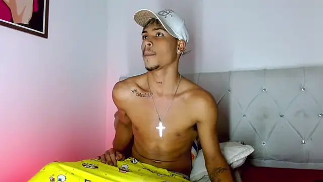 Angel_foxc13 webcam