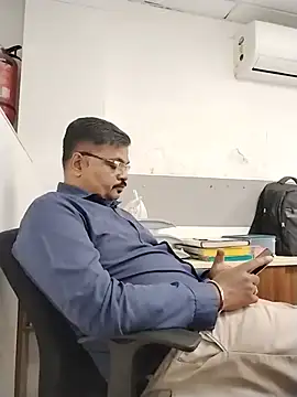 Desi_Lodo_Gujju_Boy webcam