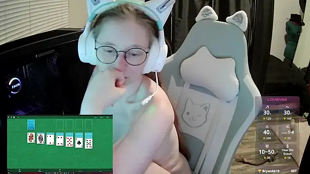 LilyFoxxx live sex cam