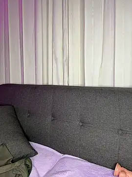 baby_akuma webcam