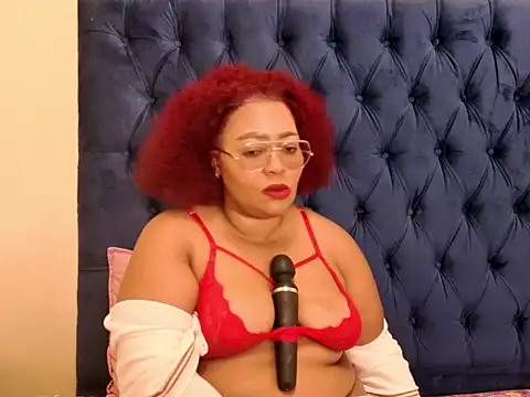 EbonySkyeXX webcam