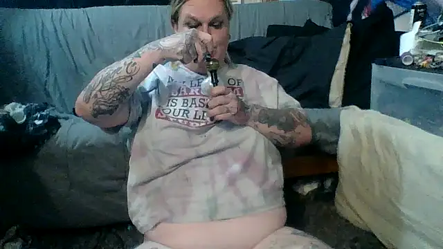 curvy420queen's room