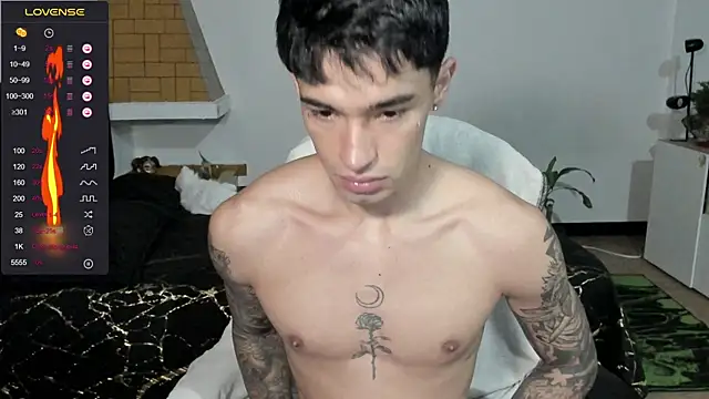 damon__333 - Damon__333's free webcam - UK Sex Cams