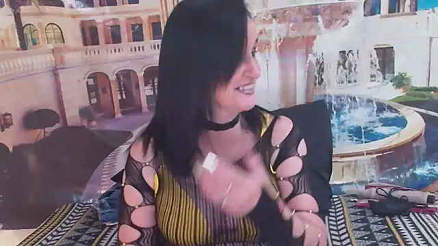 LuciousGrace webcam