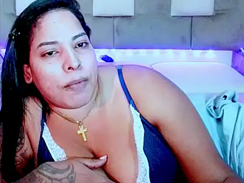 indiantopaz694u - Indiantopaz694u's free webcam - UK Sex Cams