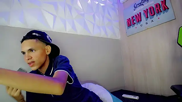 sombra_18 (M twink) - CUM IN PUBLIC💦🔥