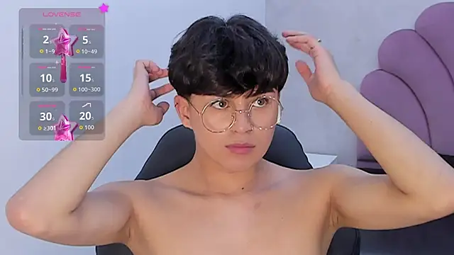 alan_twink12 (M young) - Nipple oil massage! 🤭😘