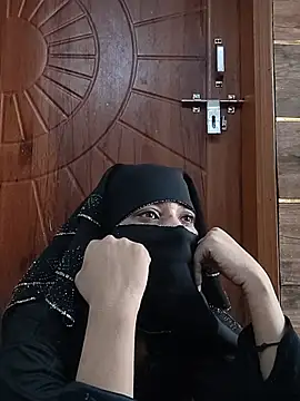 Noorkhatoon live cam
