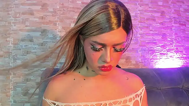 Dreams_Chloe live webcam show