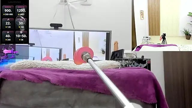 Paulina_Davis_ webcam