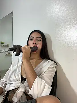 cherry_skinnyy_ webcam