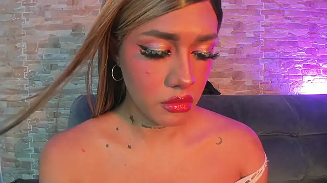 Dreams_Chloe webcam