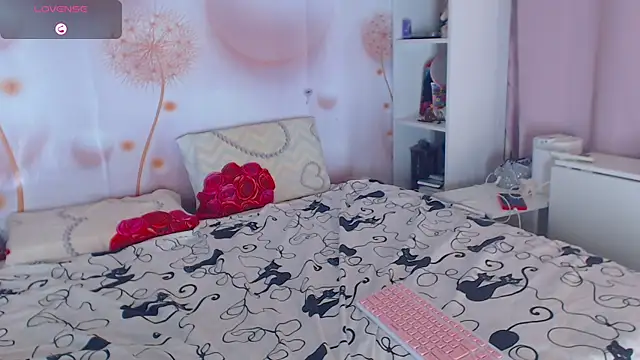 mooncandygirl webcam