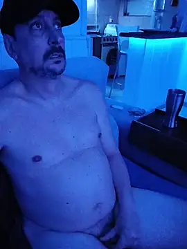 FocussedFreckle live cam
