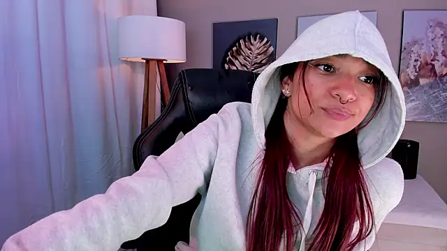 charlotte_bluee webcam stripchat model stream image