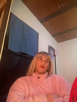 Marian_Cristal webcam