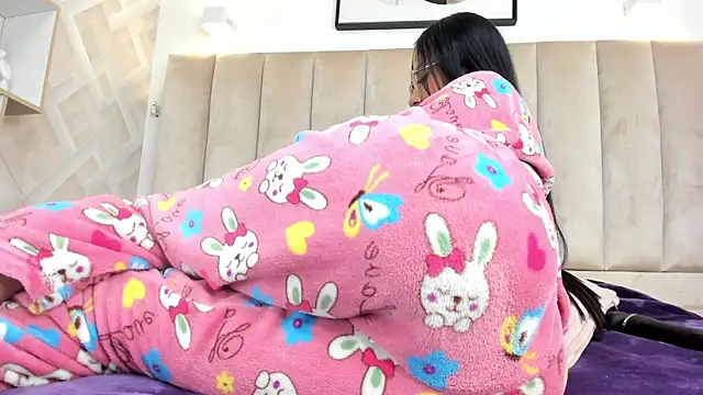 Anniie_Queen live cam on StripChat